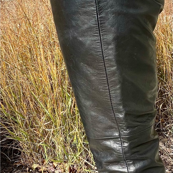 Women’s 100% black leather Gap Sz 4 pants - Picture 6 of 10